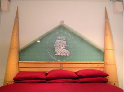 Millenium Bed