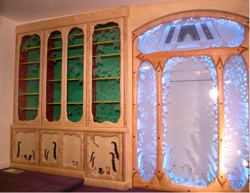 Lord Bath's Selwood Forest Cabinets. Click for more details.